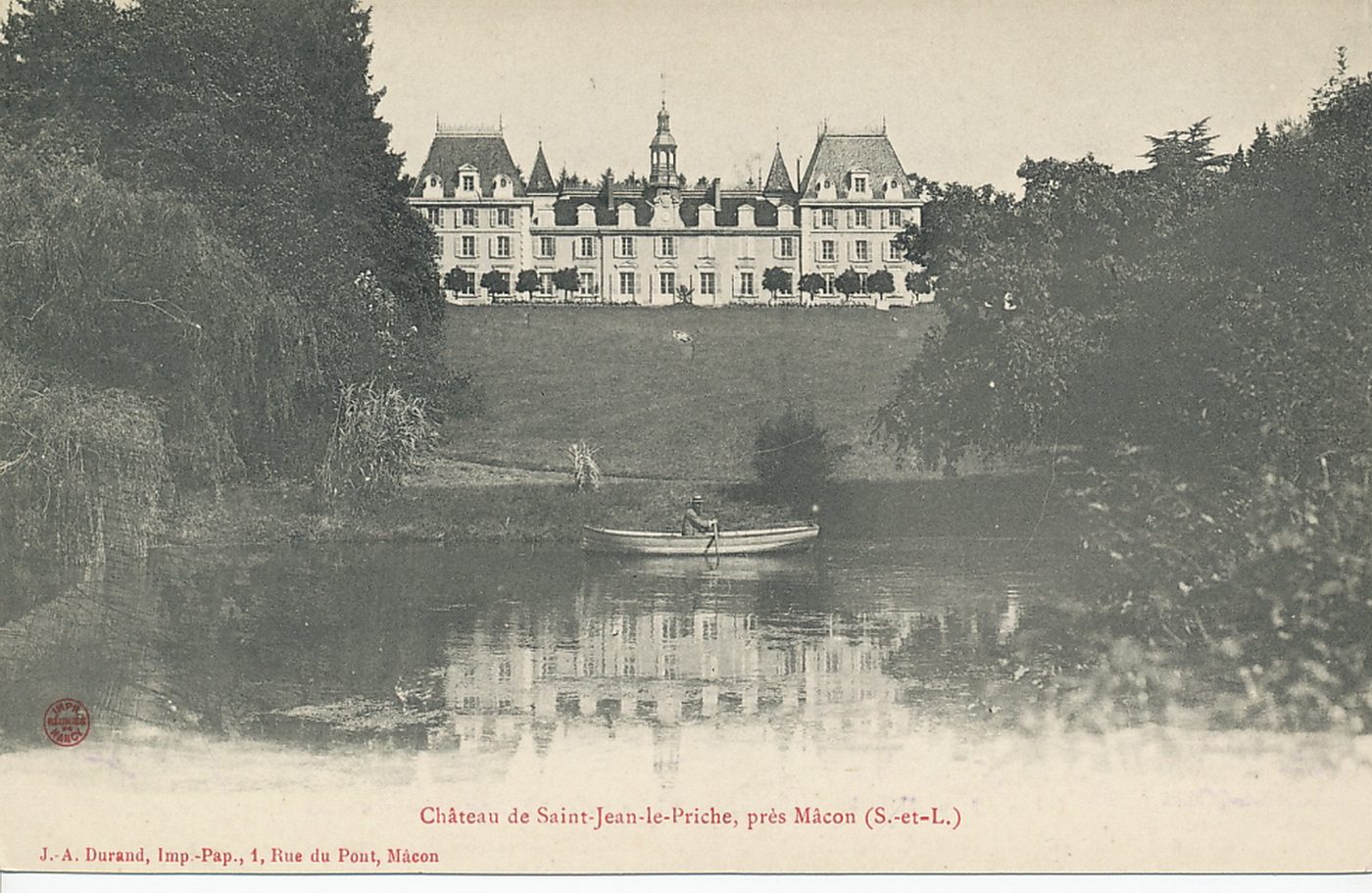 Château de Saint-Jean-le-Priche, près Mâcon.