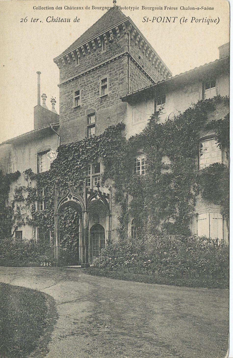 Château de Saint-Point (le portique).
