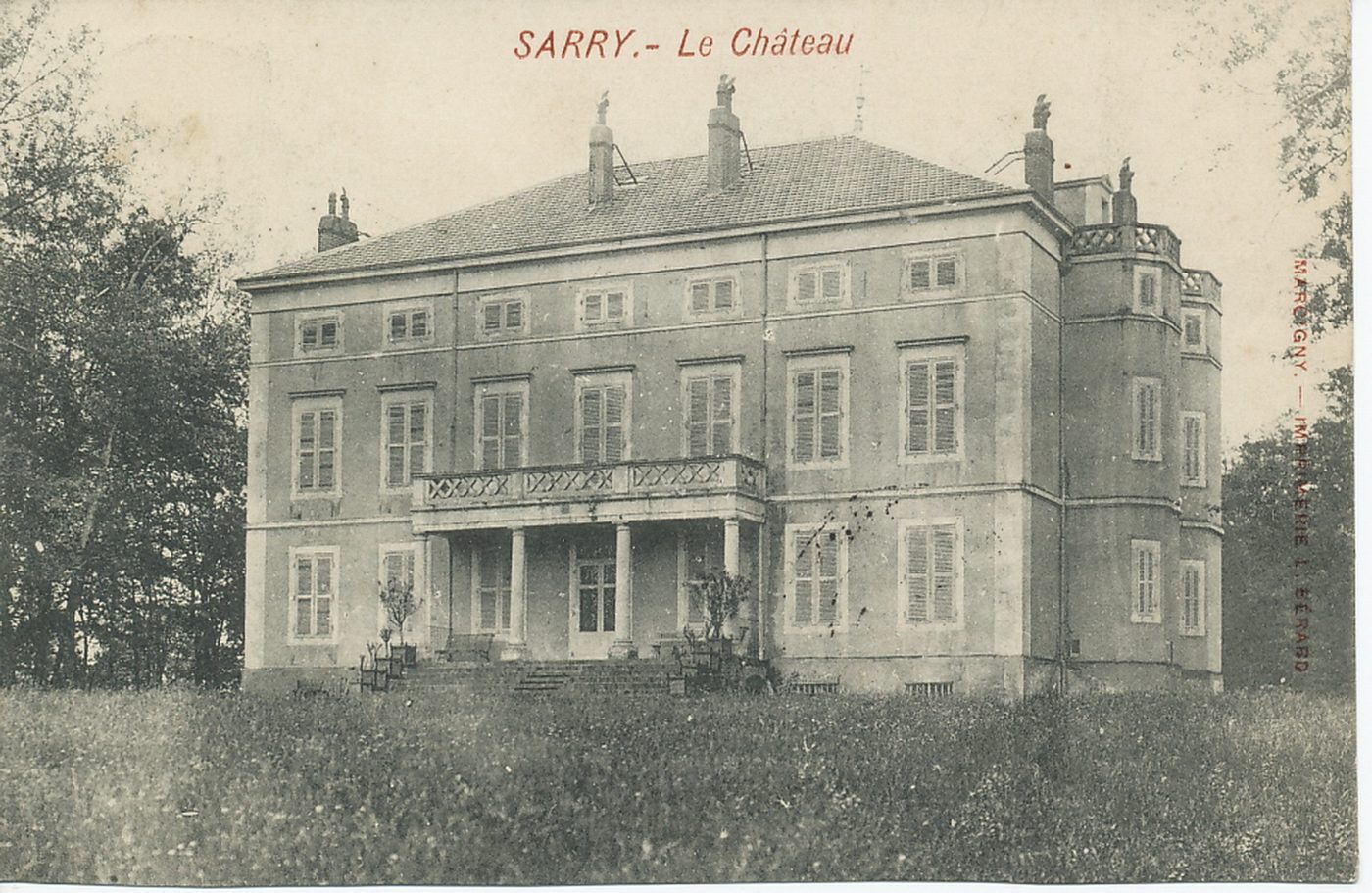 Sarry. Le château.