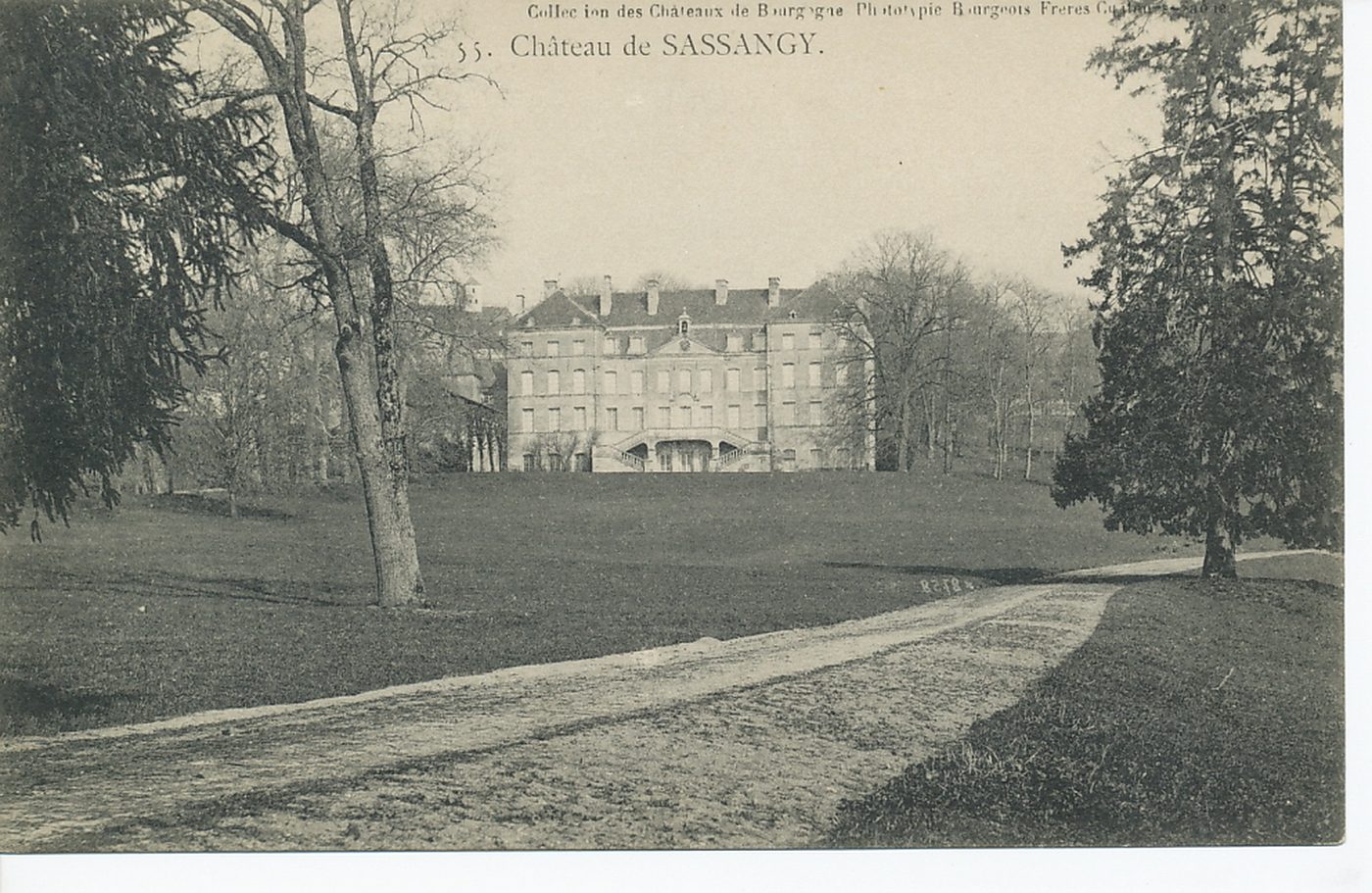 Château de Sassangy.