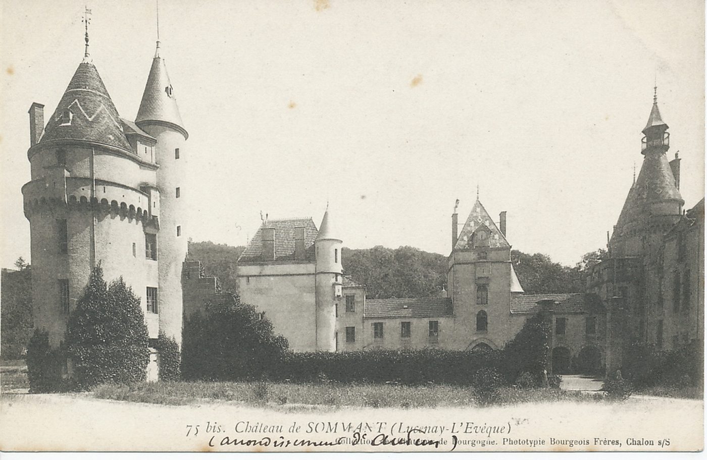 Château de Sommant (Lucenay-l'Evêque).