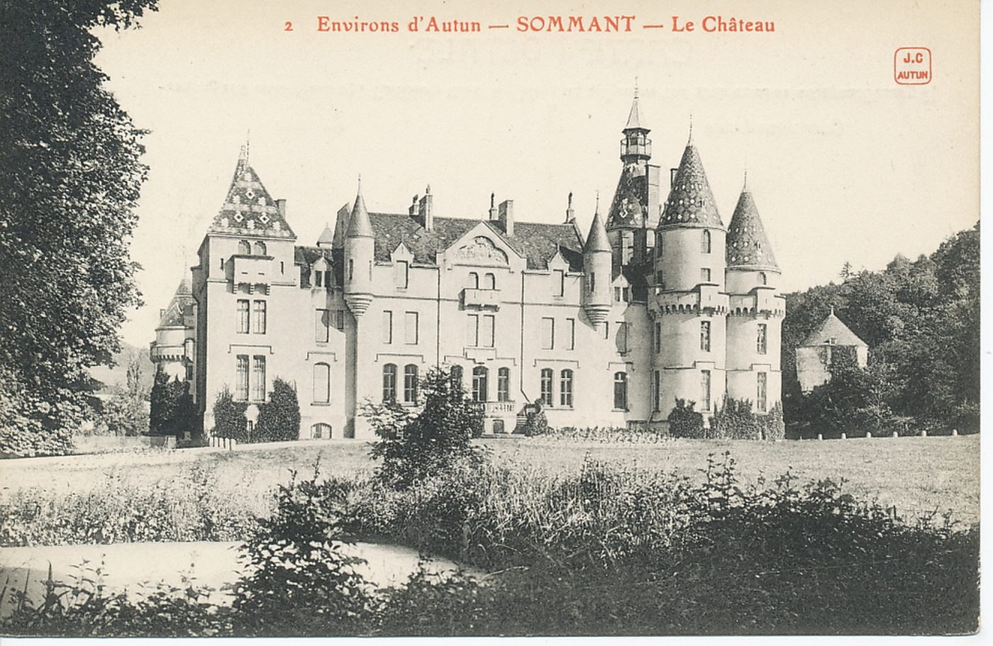 Environs d'Autun. Sommant. Le château.