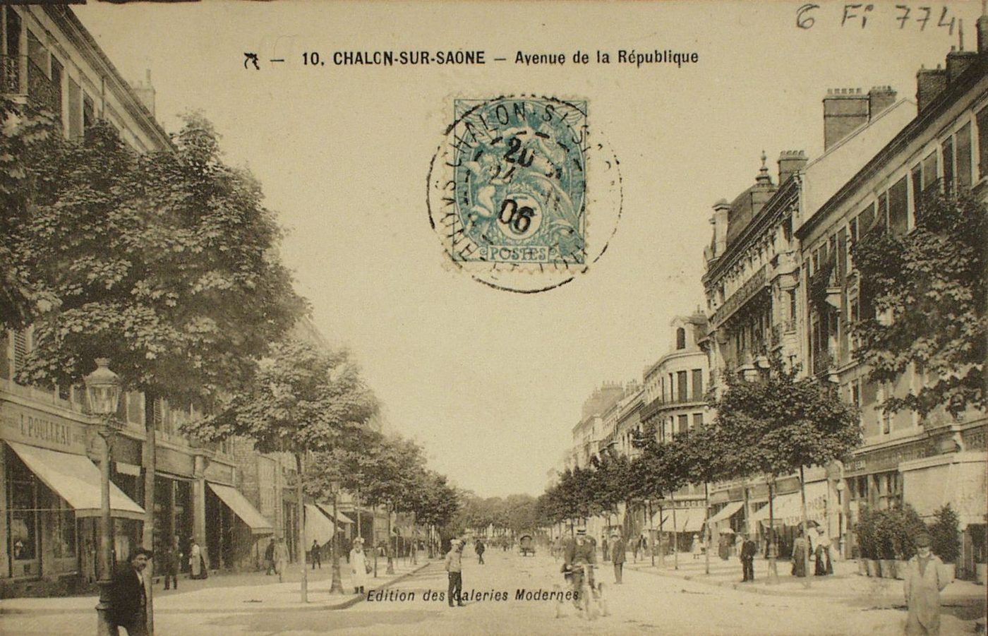 Chalon-sur-Saône. Avenue de la République.