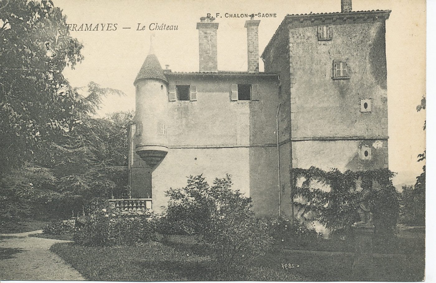 Tramayes. Le château.