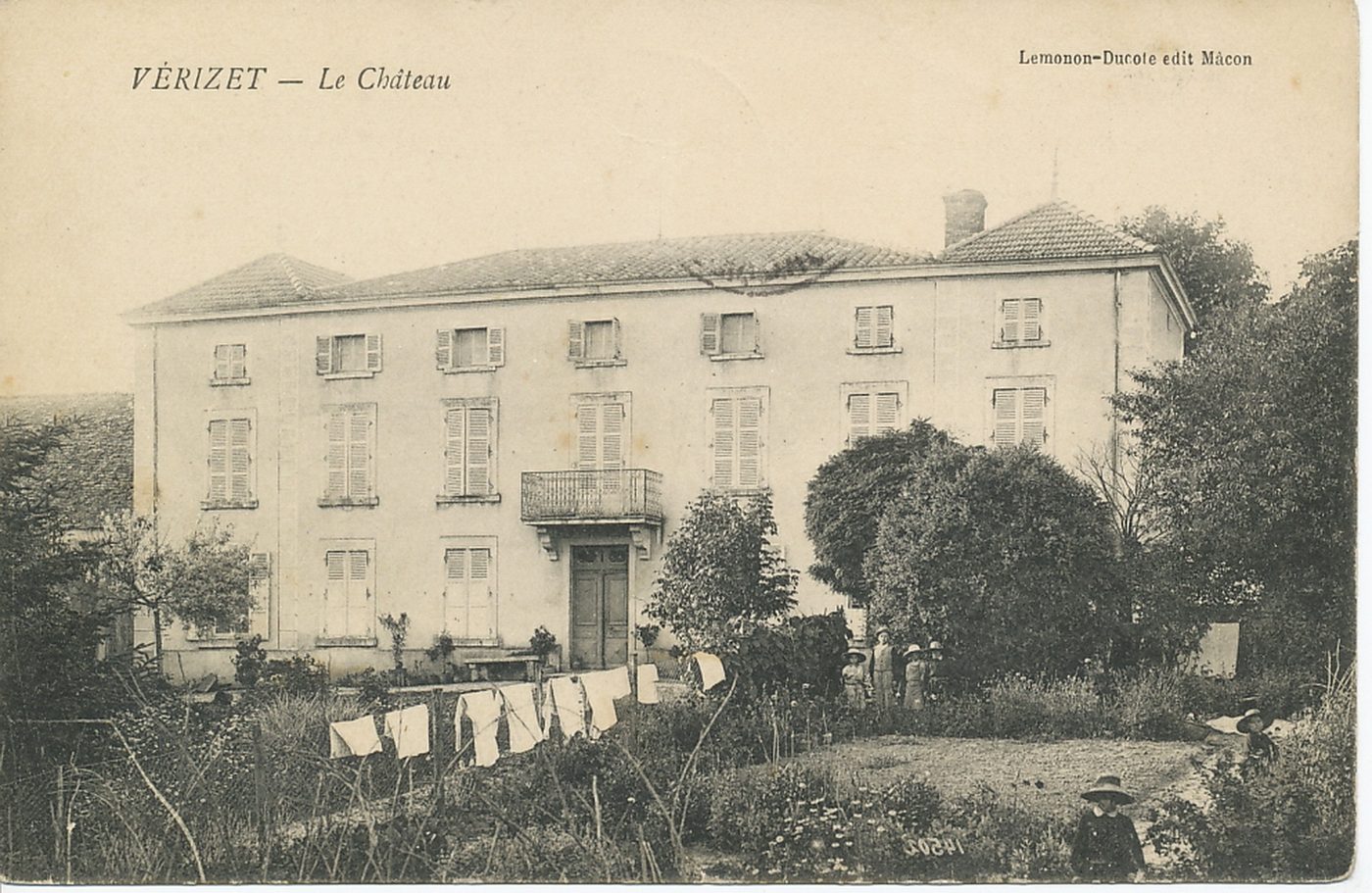 Vérizet. Le château.