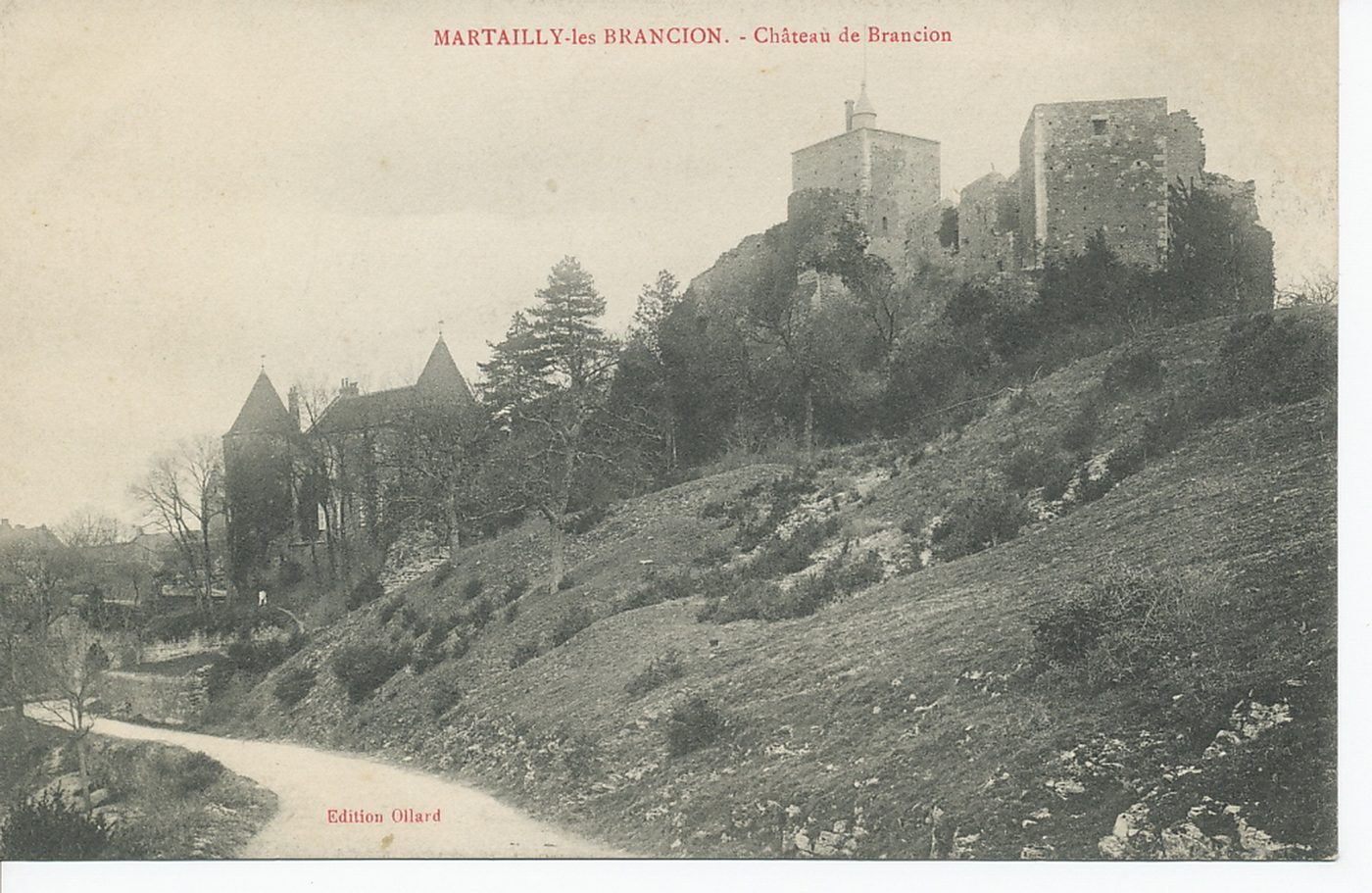 Martailly-lès-Brancion. Château de Brancion.