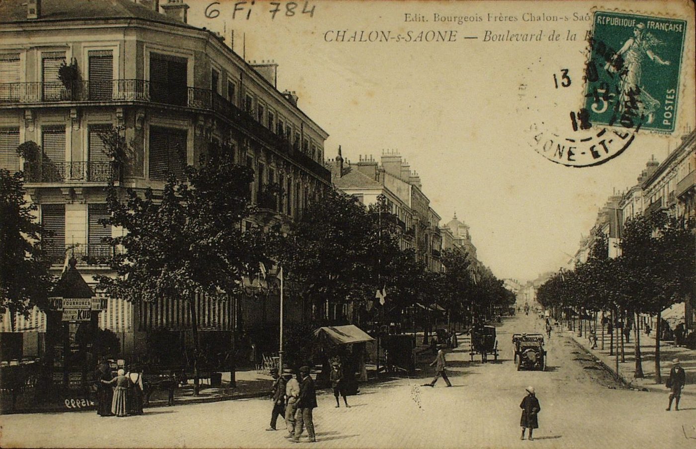 Chalon-sur-Saône. Boulevard de la République.