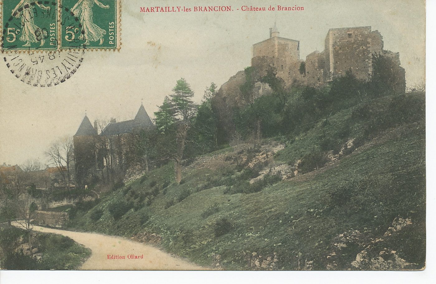Martailly-lès-Brancion. Château de Brancion.
