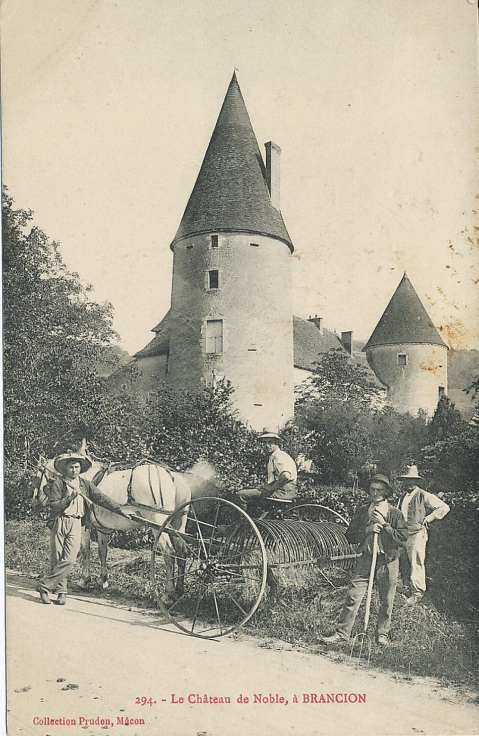 Le château de Noble, à Brancion.
