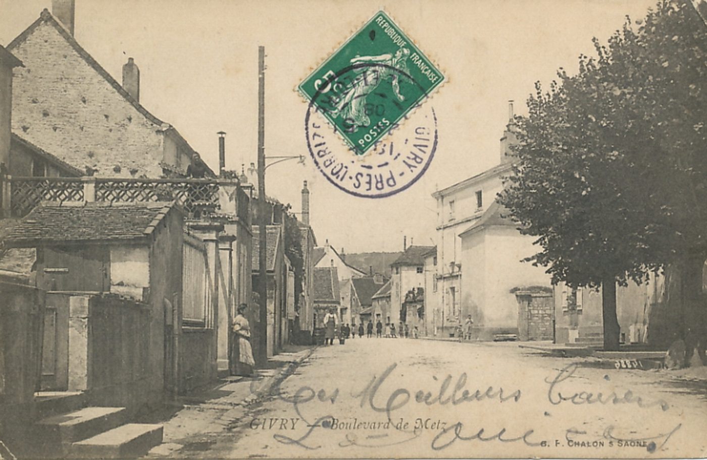 Givry. Boulevard de Metz.