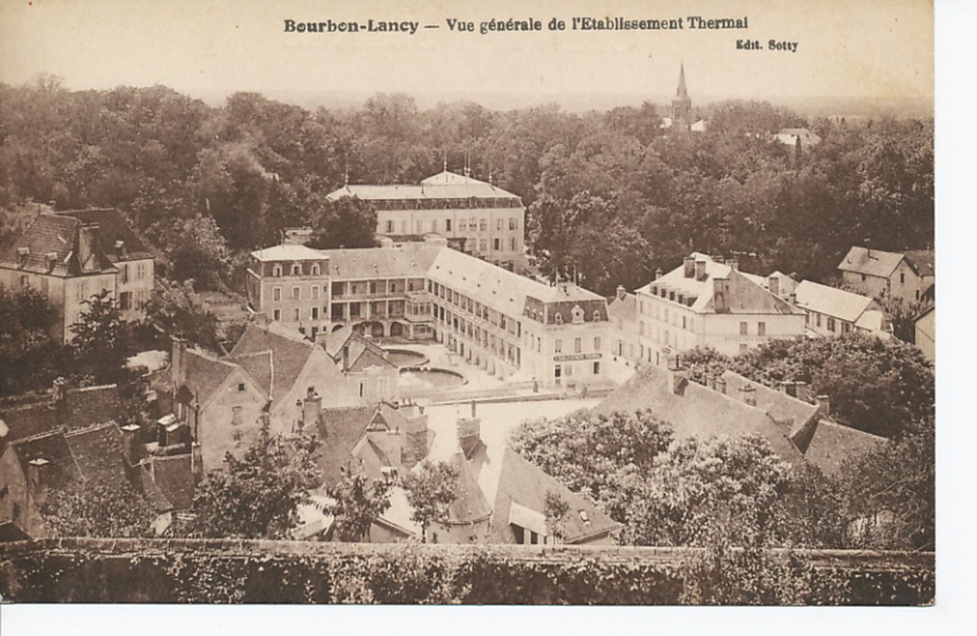 Bourbon-Lancy. Vue générale de l'établissement thermal.