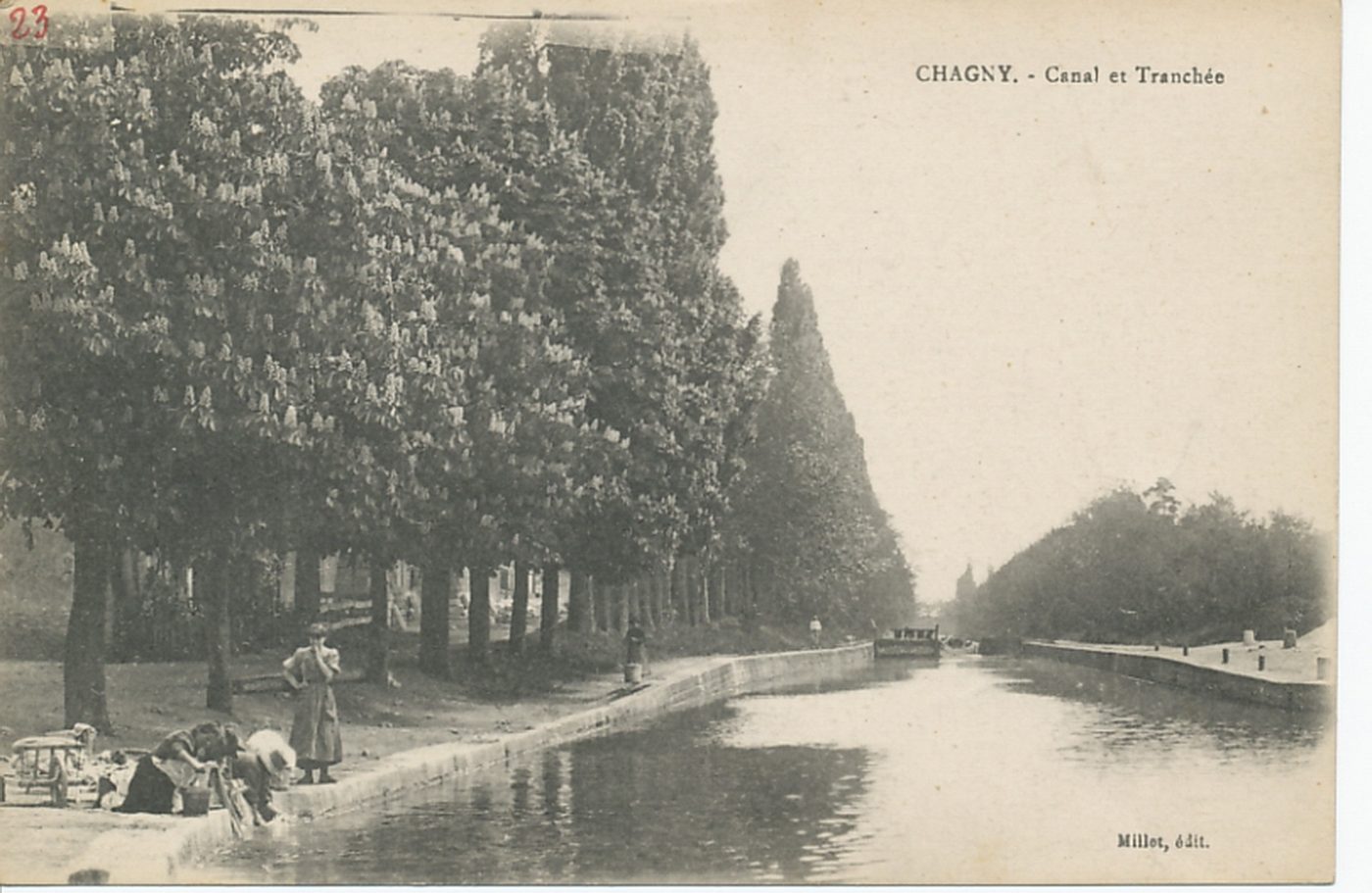 Chagny. Canal et tranchée.