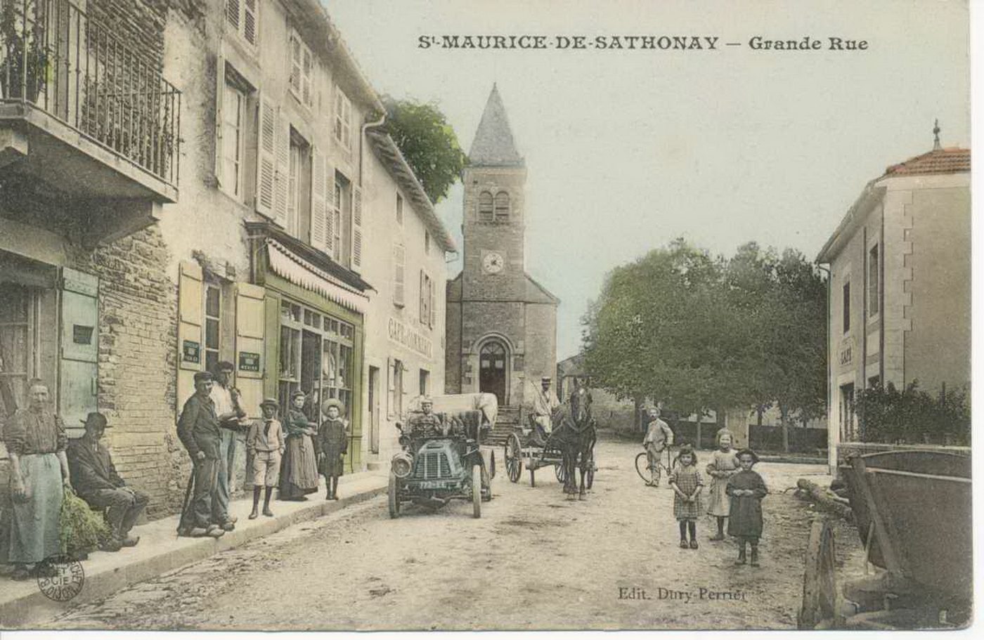 Saint-Maurice-de-Satonnay. Grande Rue.