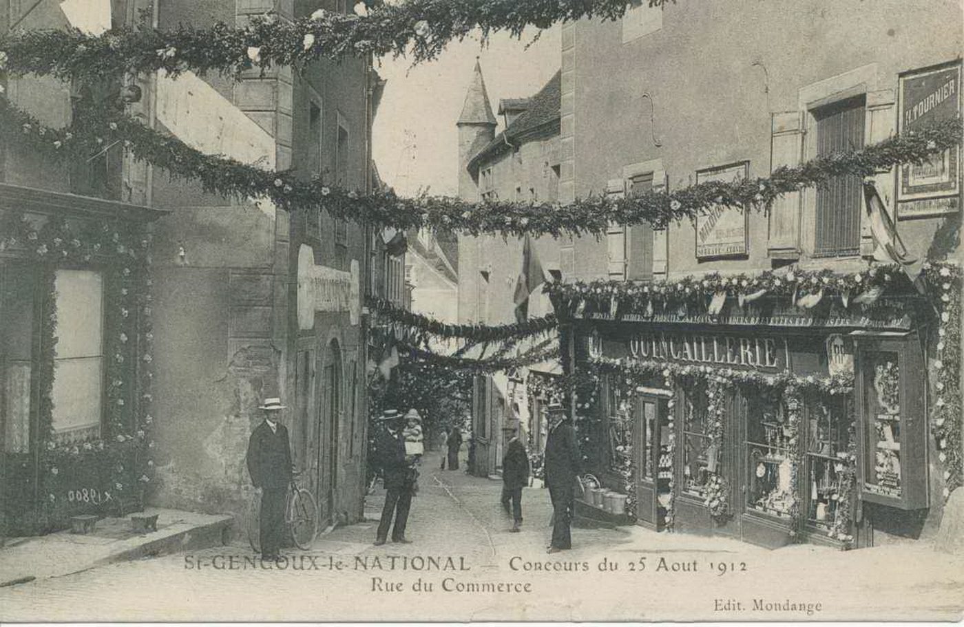 Saint-Gengoux-le-National. Concours du 25 août 1912. Rue du Commerce.