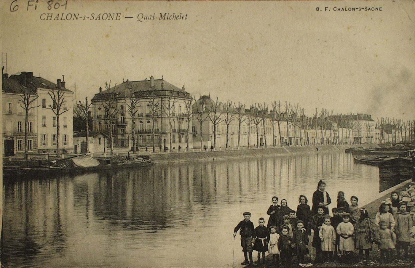 Chalon-sur-Saône. Quai Michelet.