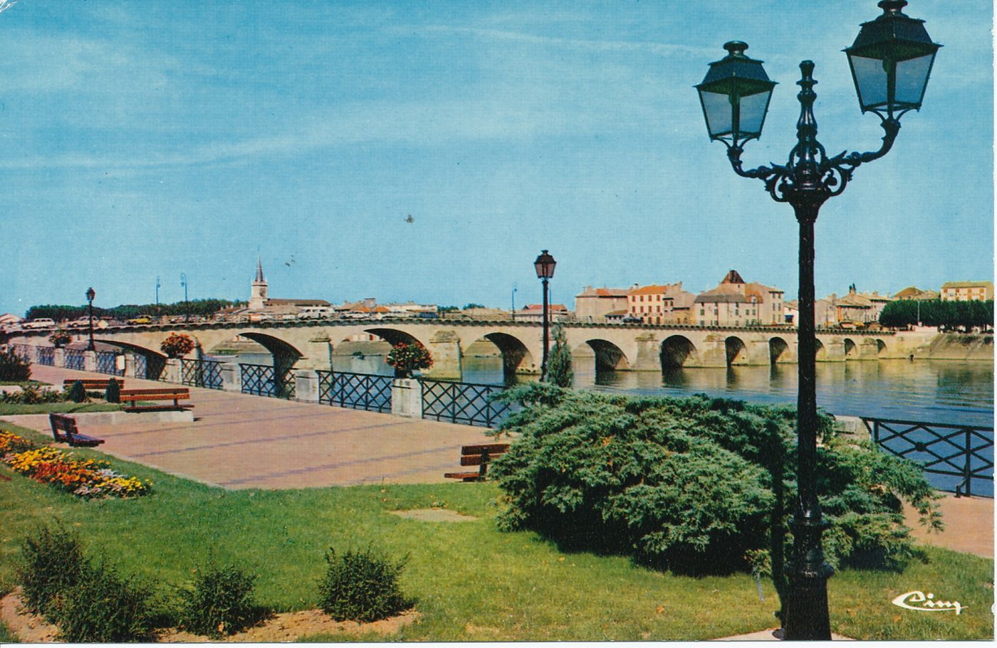 Mâcon. Pont de Saint-Laurent.