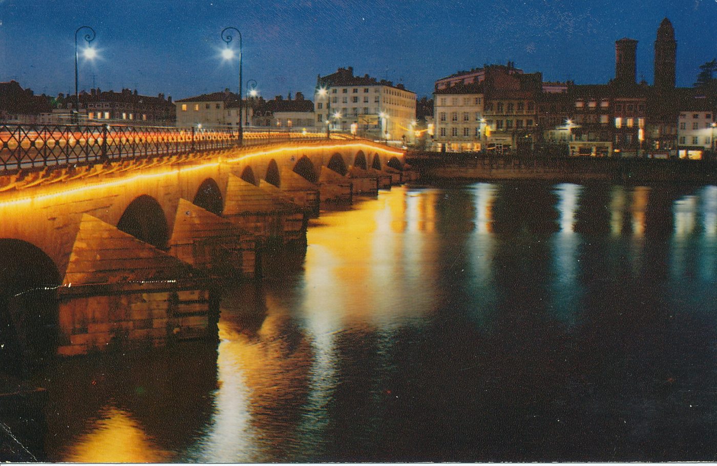 Mâcon. Le pont de Saint-Laurent.