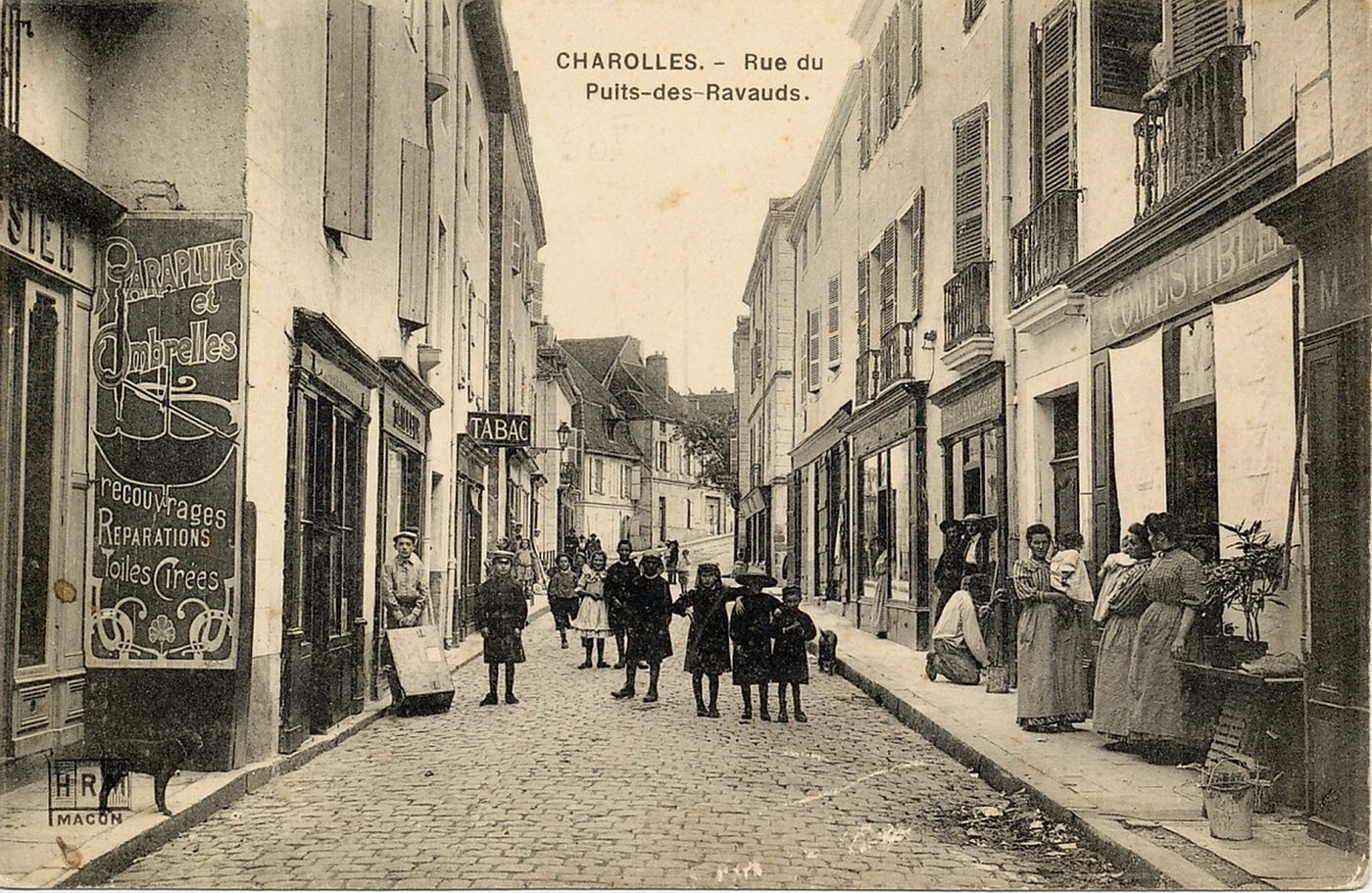 Charolles. Rue du puits-du-Ravaud.