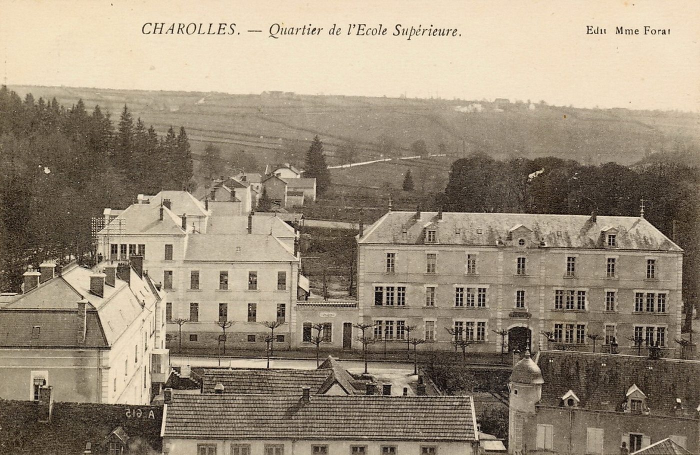 Charolles. Quartier de l'école supérieure.