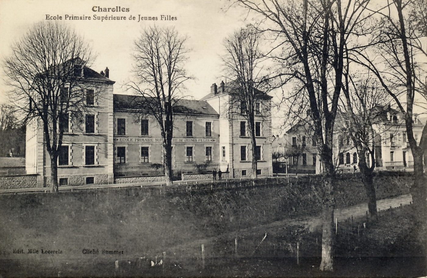Charolles. Ecole primaire supérieure de jeunes filles.