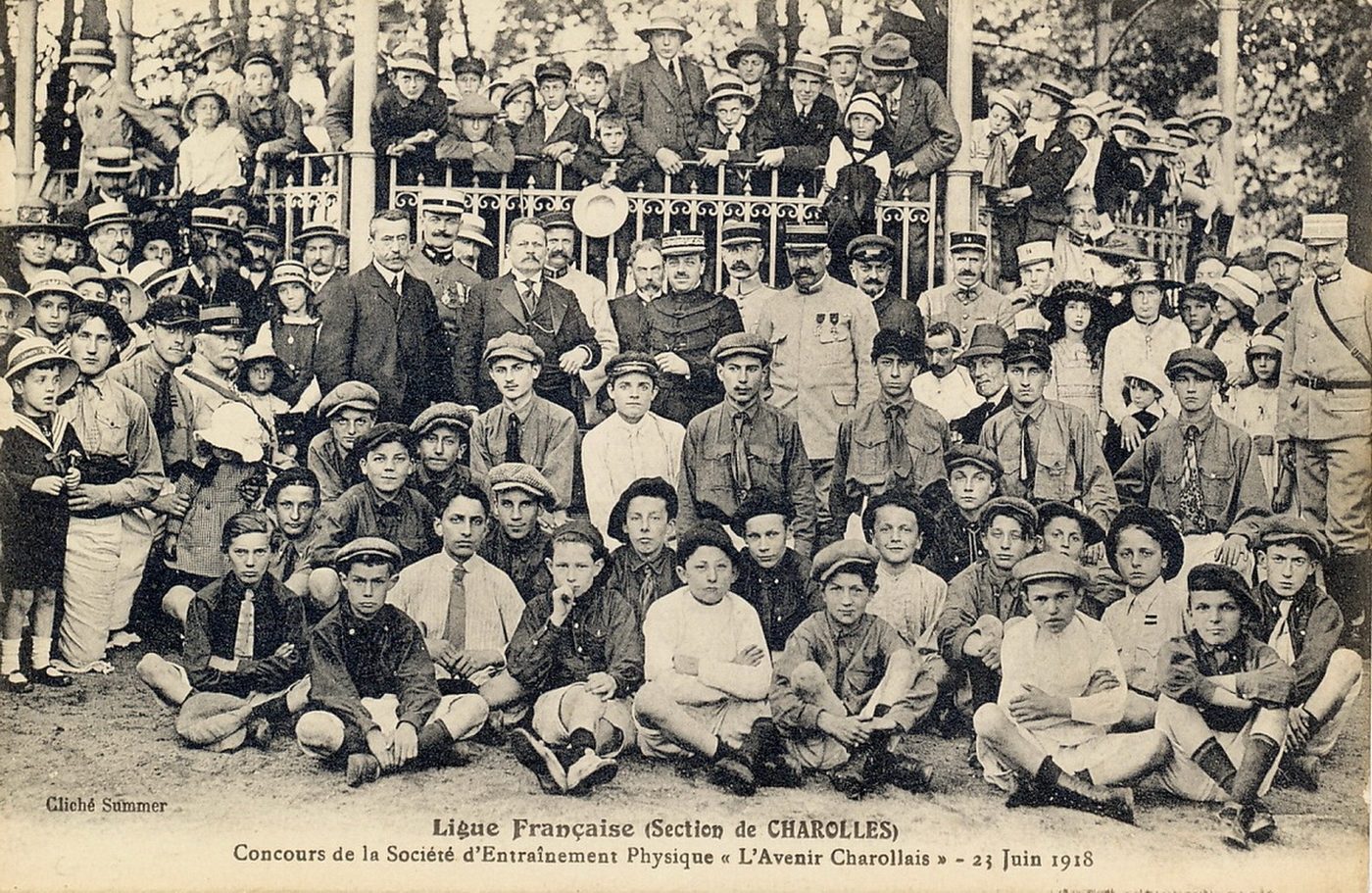 Ligue française, section de Charolles. Concours de la société d'entraînement physique "L'avenir charollais". 23 juin 1918.