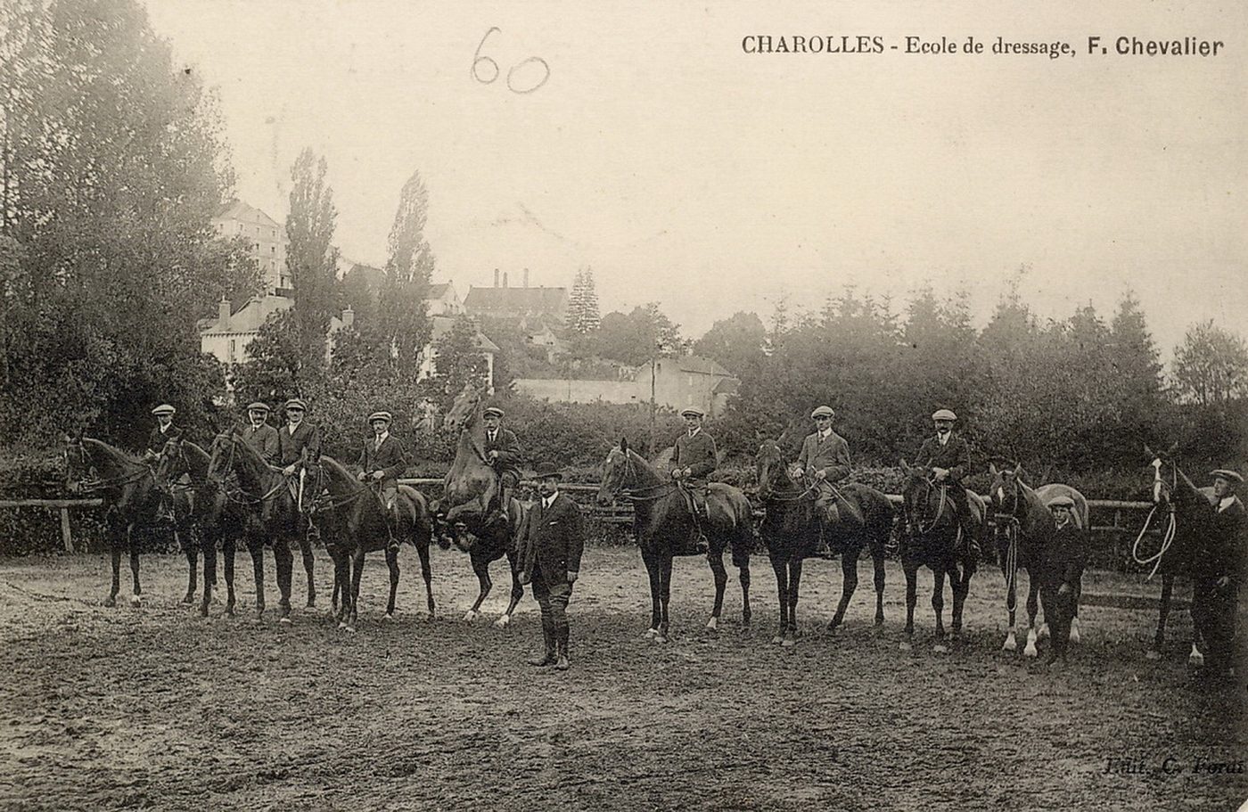 Charolles. Ecole de dressage.