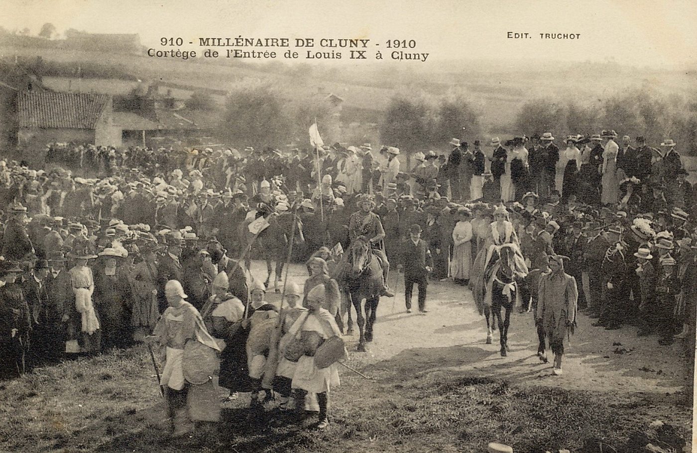 Millénaire de Cluny. 1910. Cortège de l'entrée de Louis IX à Cluny.