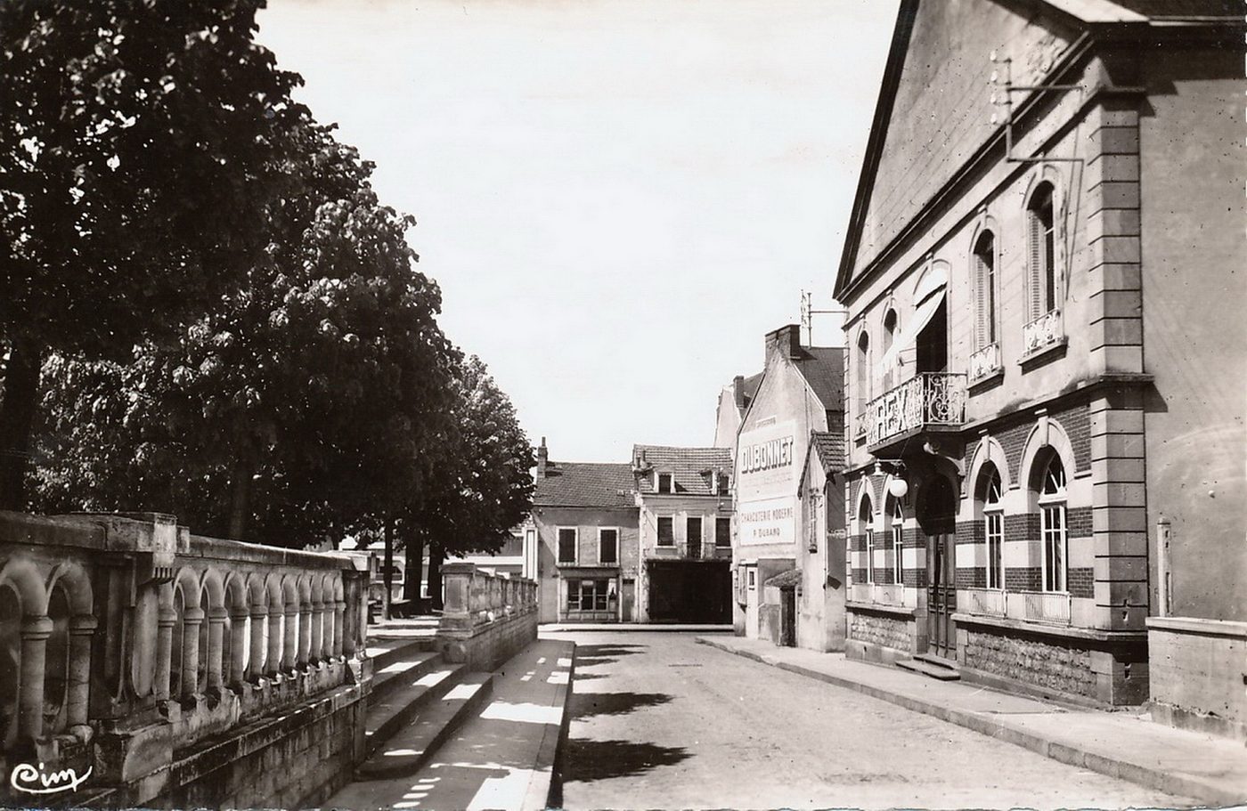 Digoin. La salle des fêtes