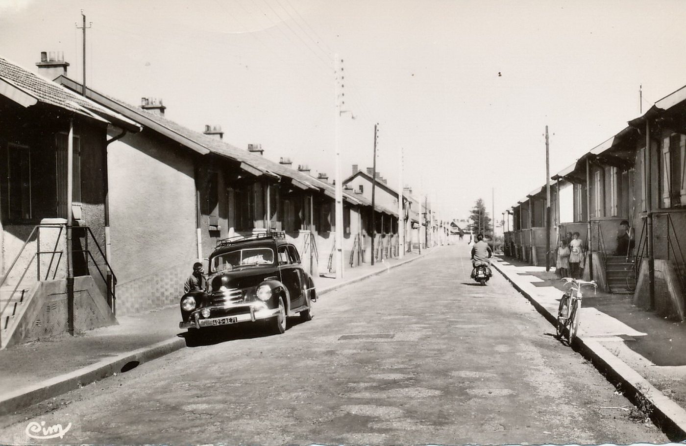 Digoin. Rue F. Ducarouge.