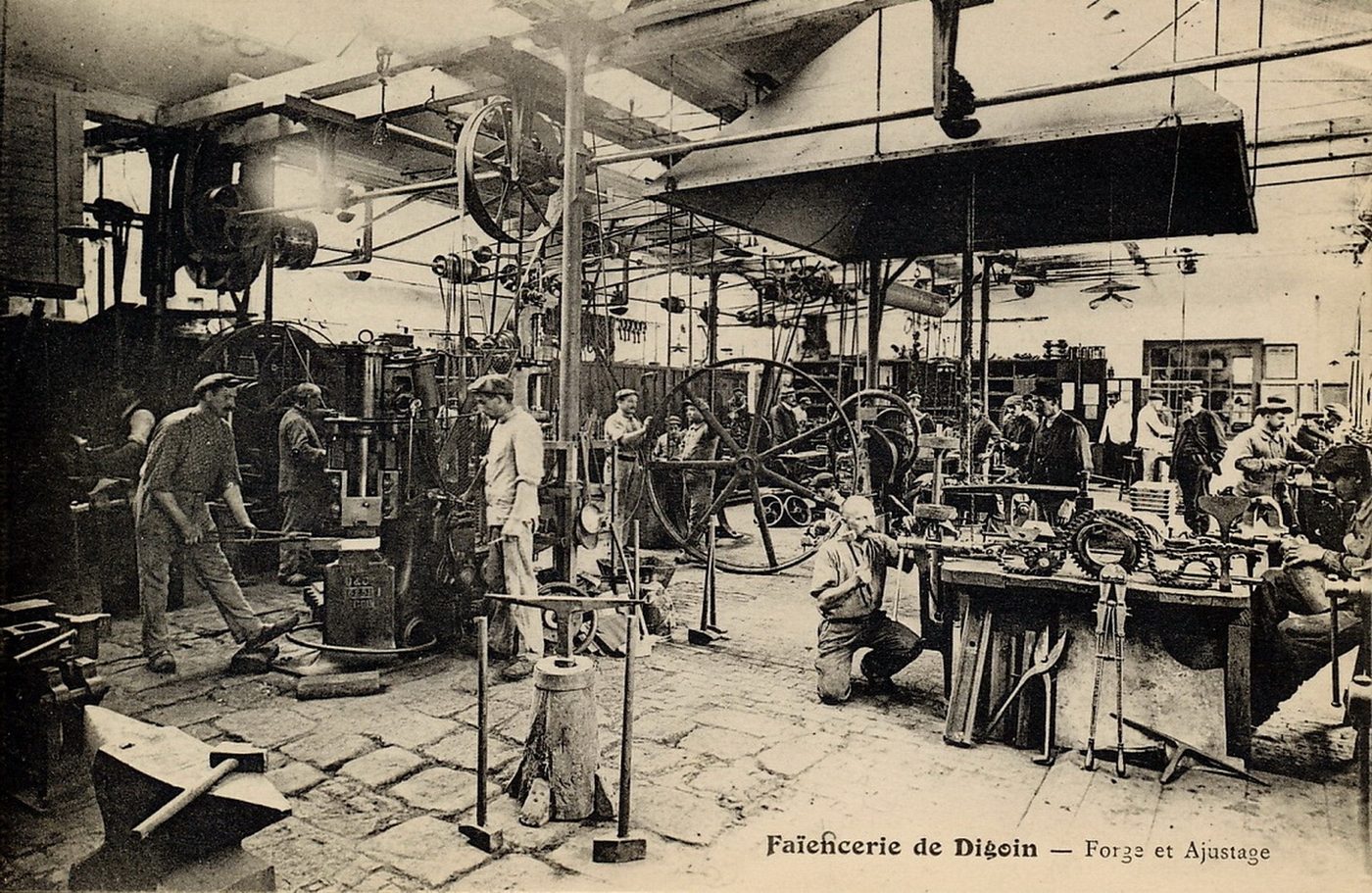 Faïencerie de Digoin. Forge et ajustage.