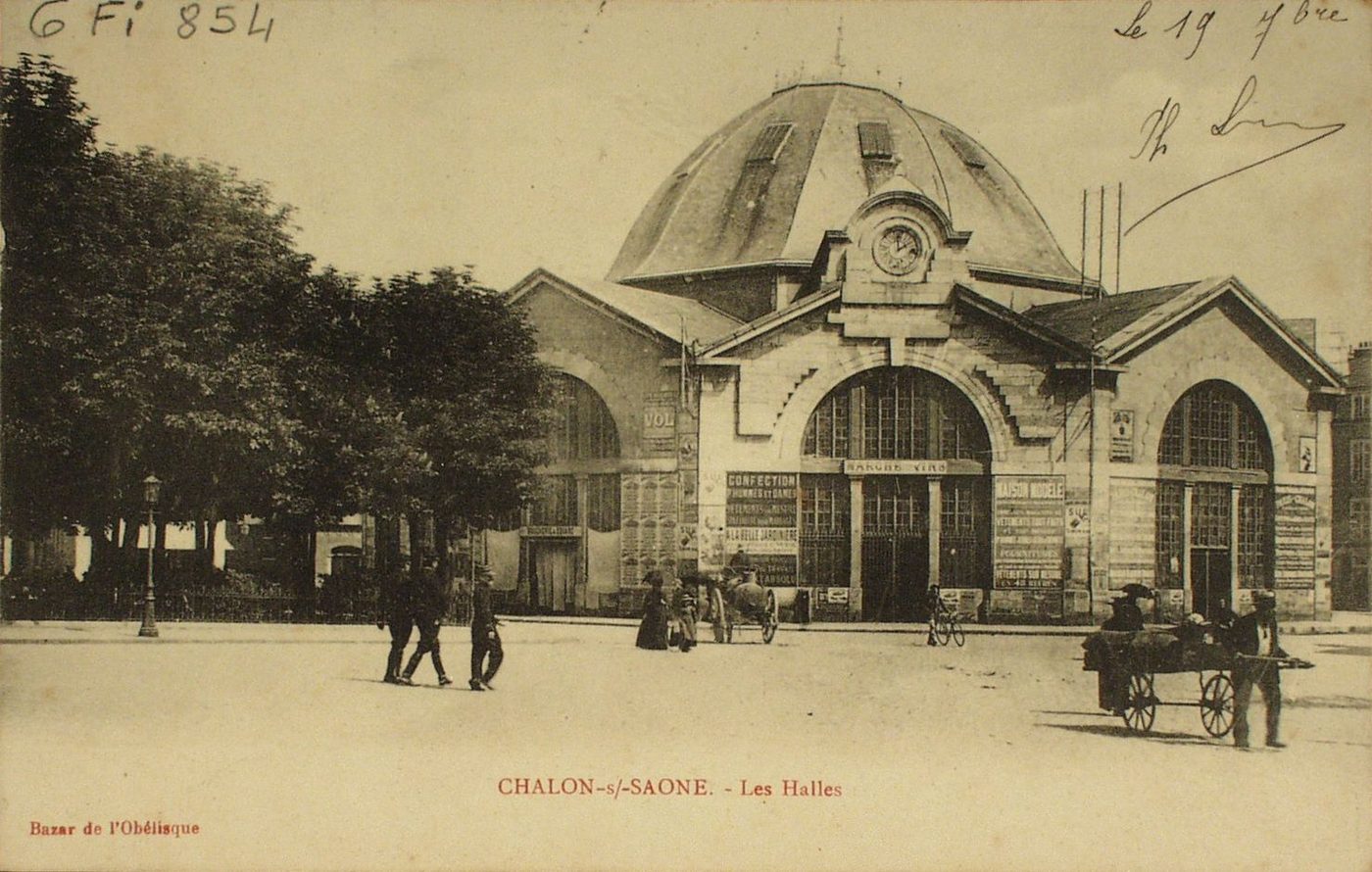 Chalon-sur-Saône. Les halles.
