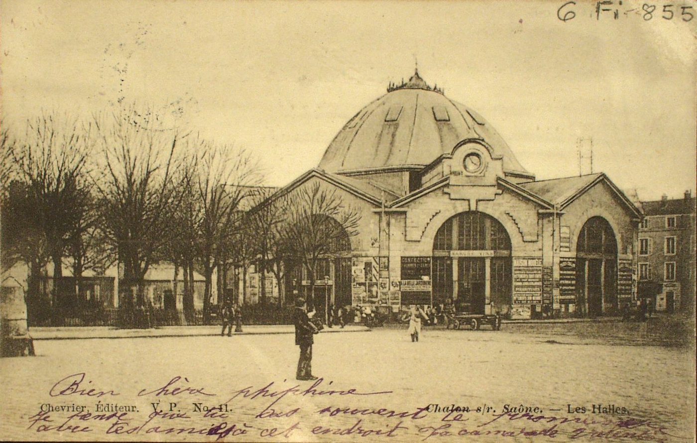 Chalon-sur-Saône. Les halles.
