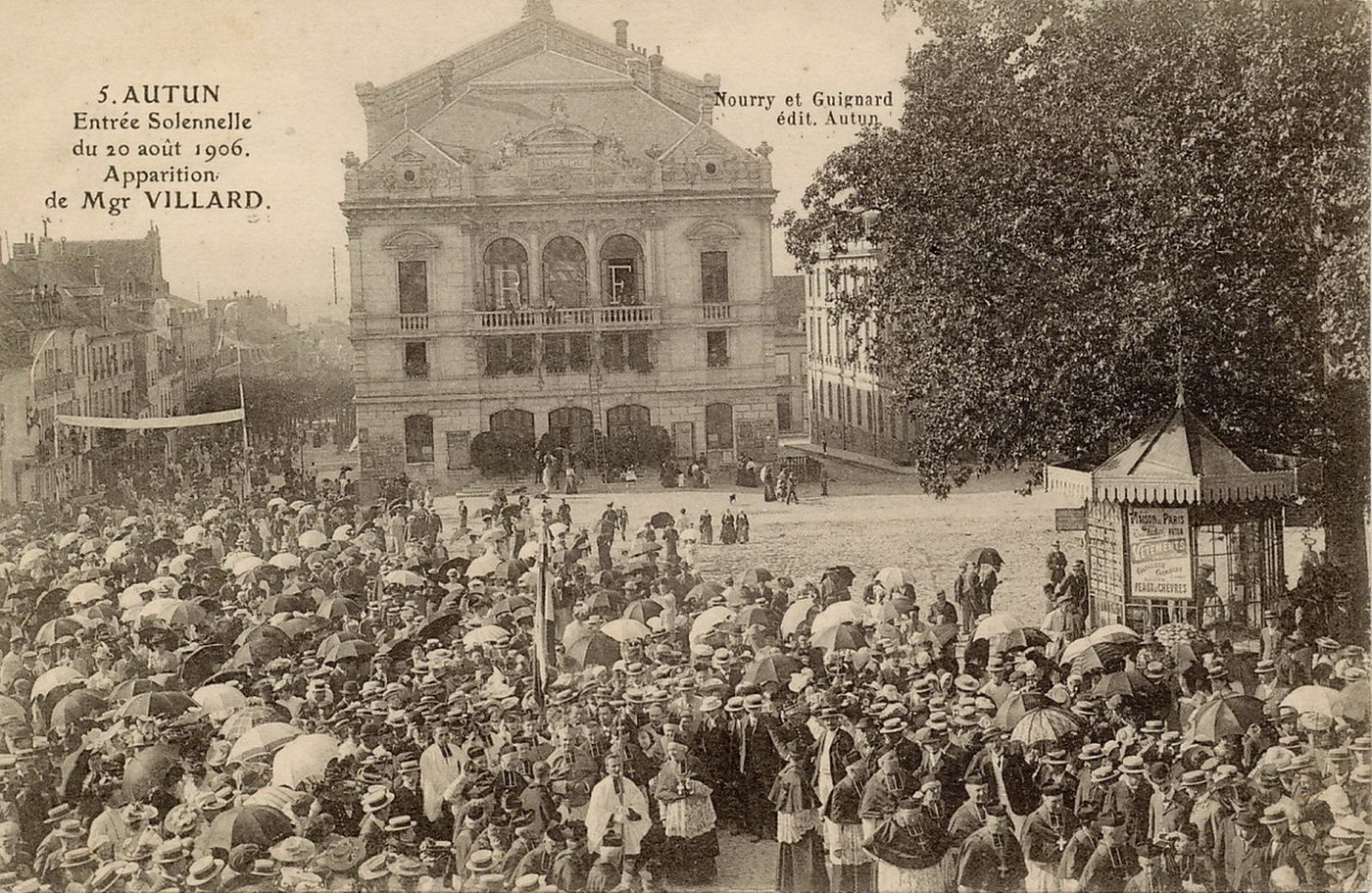 Autun. Entrée solennelle du 20 août 1906. Apparition de Mgr Villard.