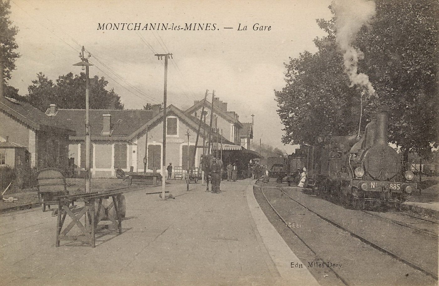 Montchanin-les-Mines. La gare.