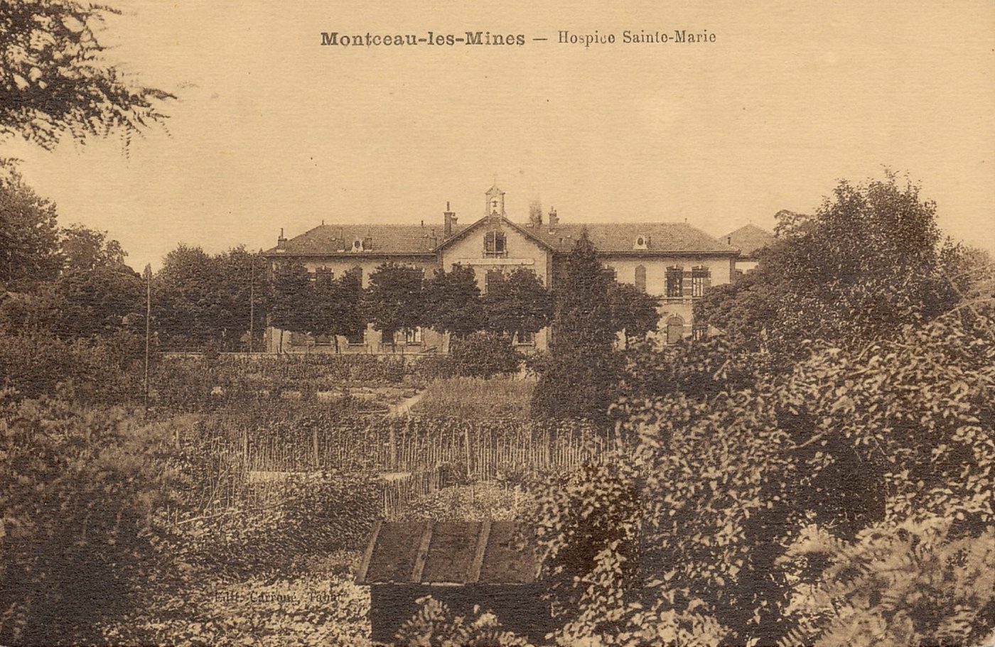 Montceau-les-Mines. Hospice Sainte-Marie.