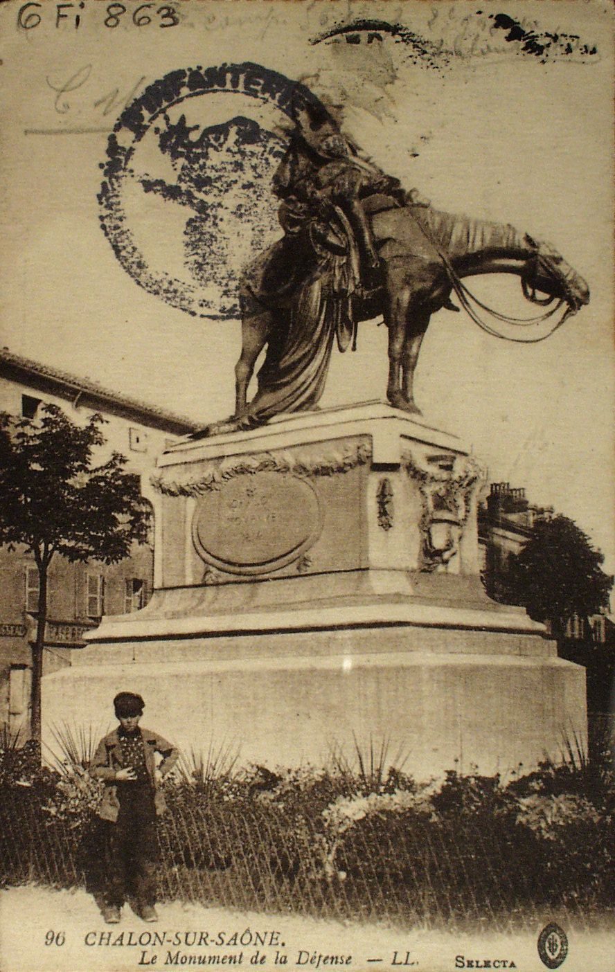 Chalon-sur-Saône. Le monument de la défense.