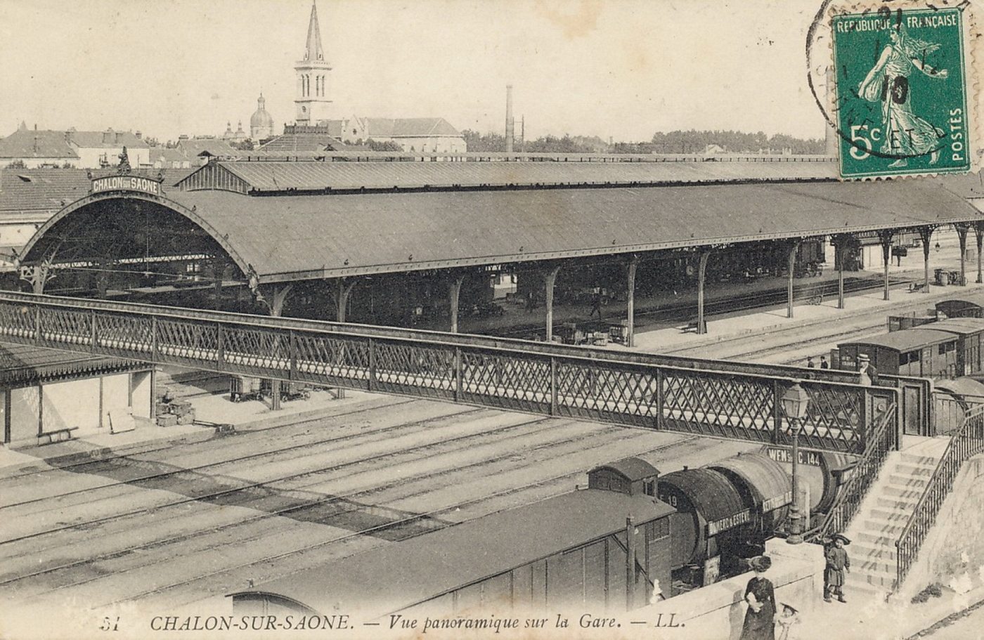 Chalon-sur-Saône. Vue panoramique sur la gare.