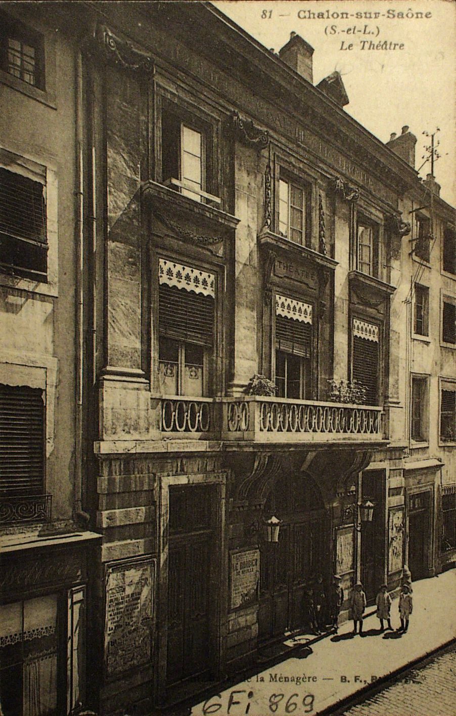 Chalon-sur-Saône. Le théâtre.