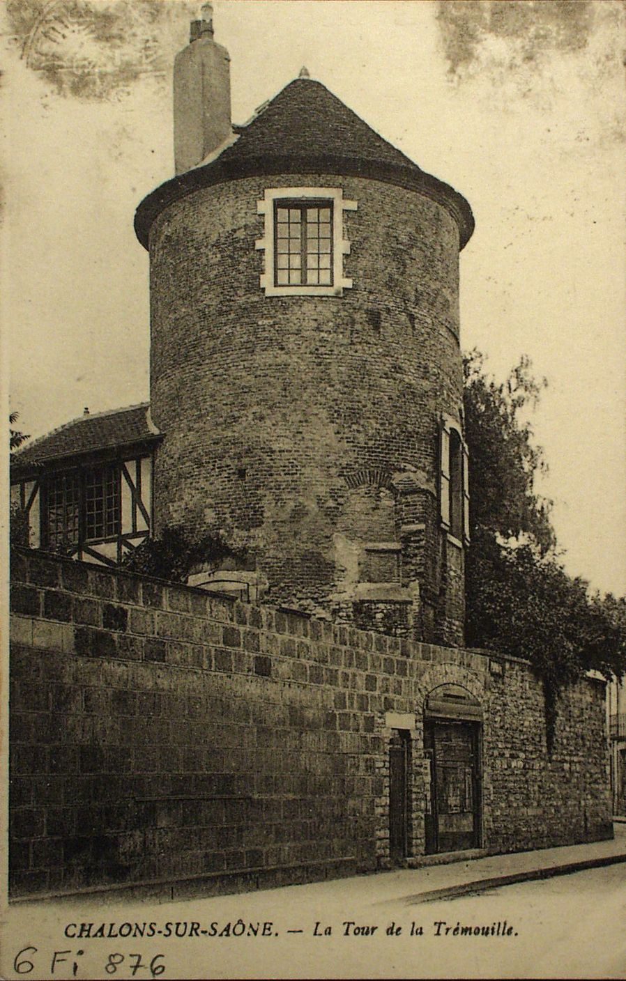 Chalon-sur-Saône. La tour de la Trémouille.