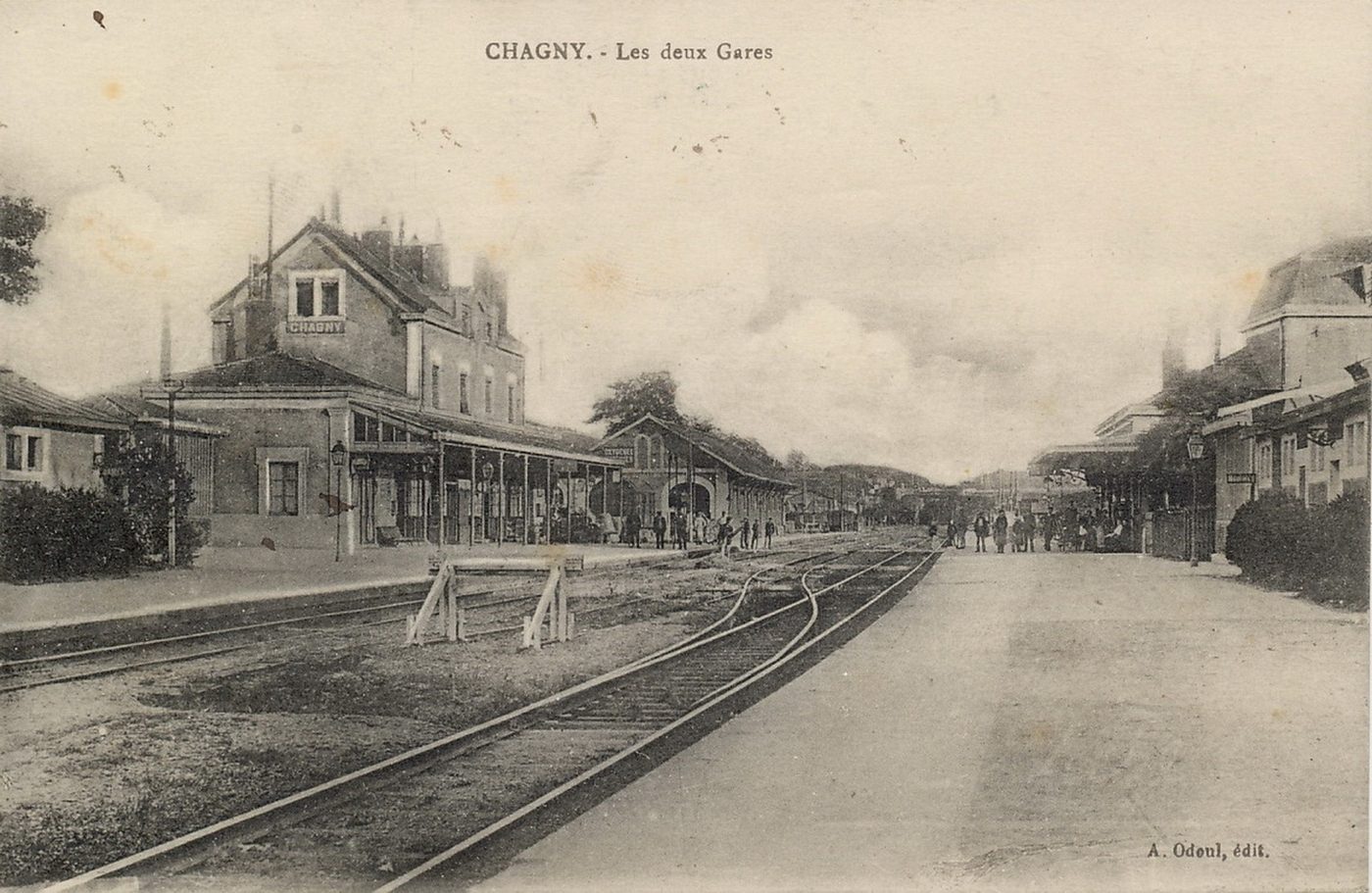 Chagny. Les deux gares.