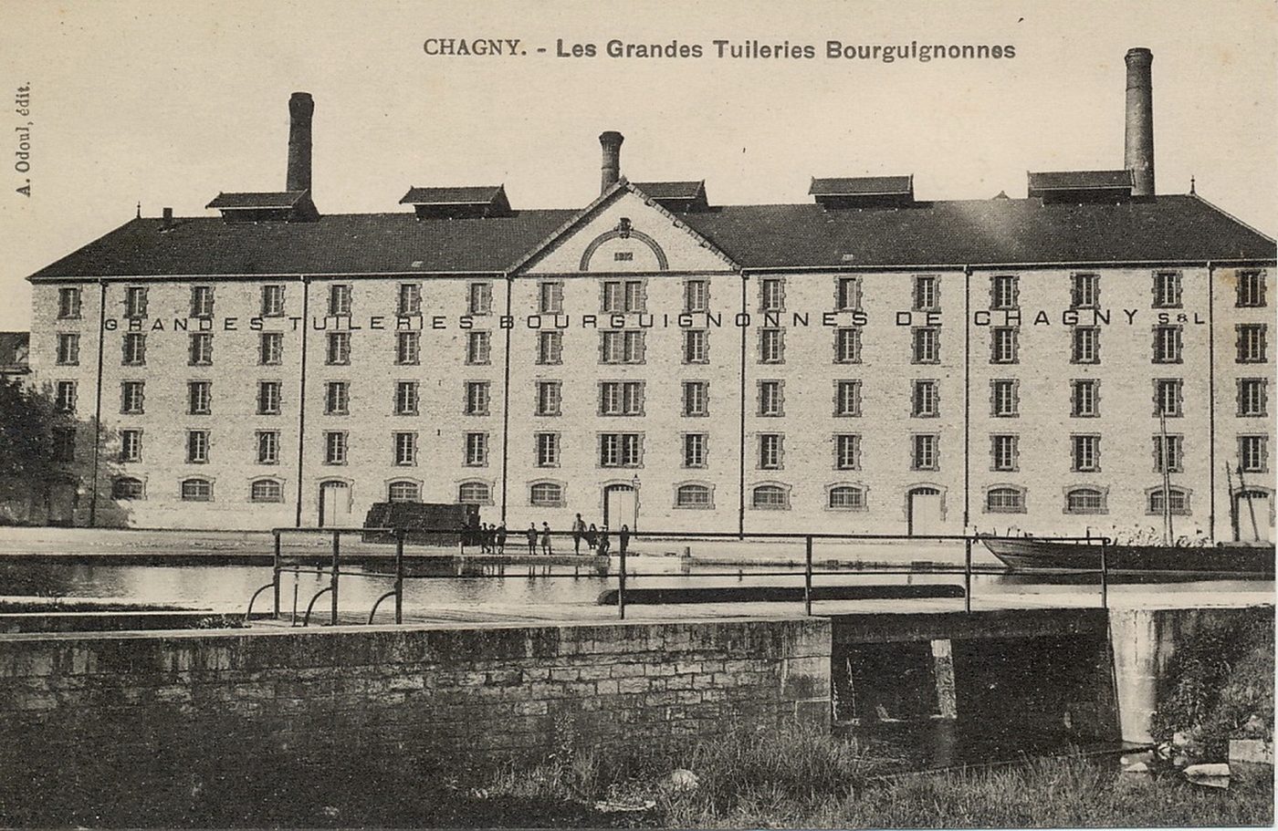 Chagny. Les grandes tuileries bourguignonnes.