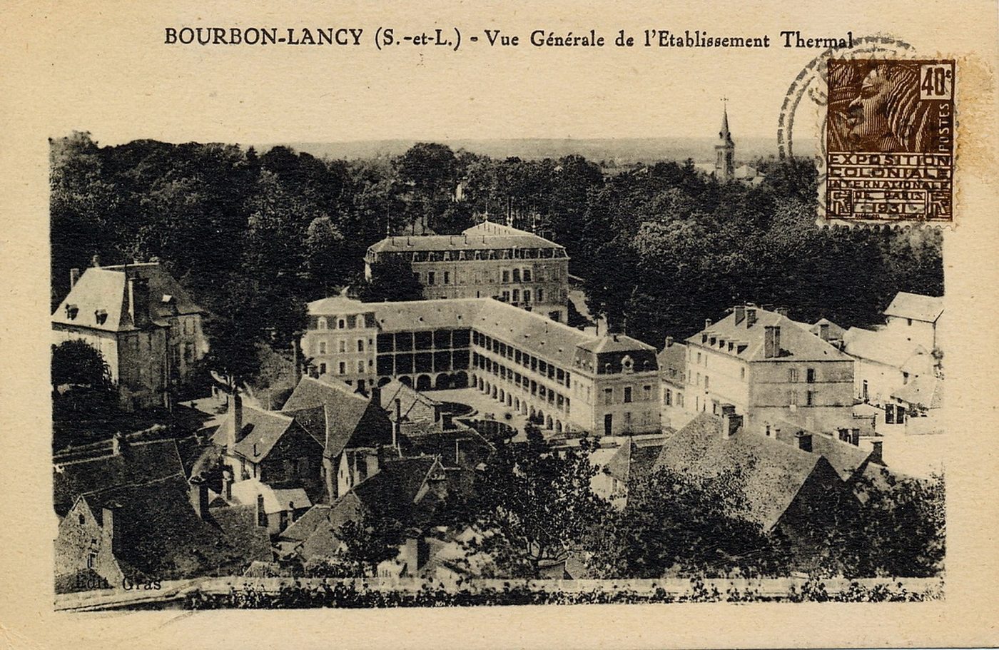 Bourbon-Lancy. Vue générale de l'établissement thermal.