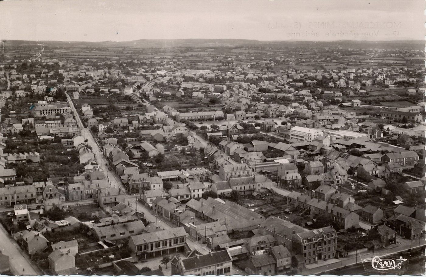 Montceau-les-Mines. Vue générale aérienne.