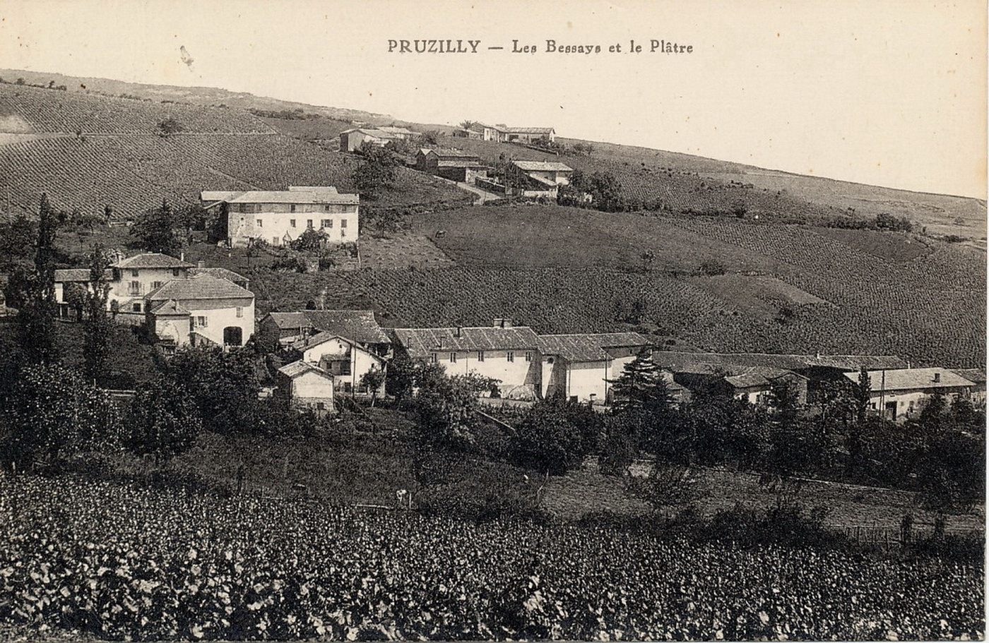 Pruzilly. Les Bessays et le Plâtre.