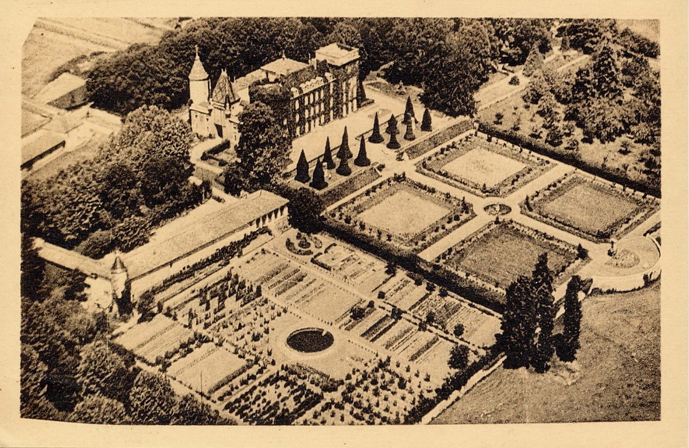 Château de Chaintré par Chânes.