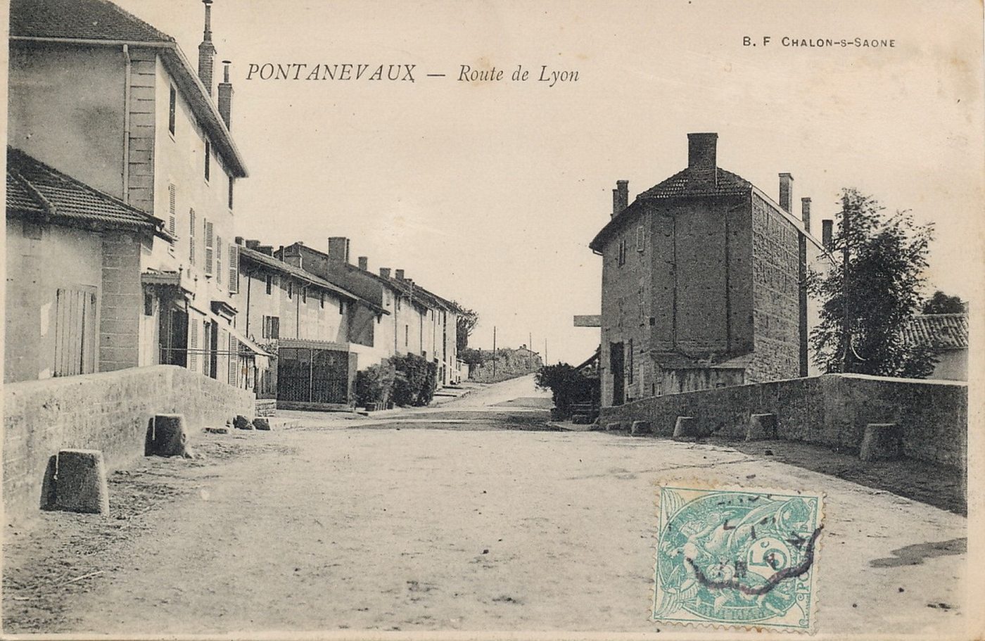 Pontanevaux. Route de Lyon.