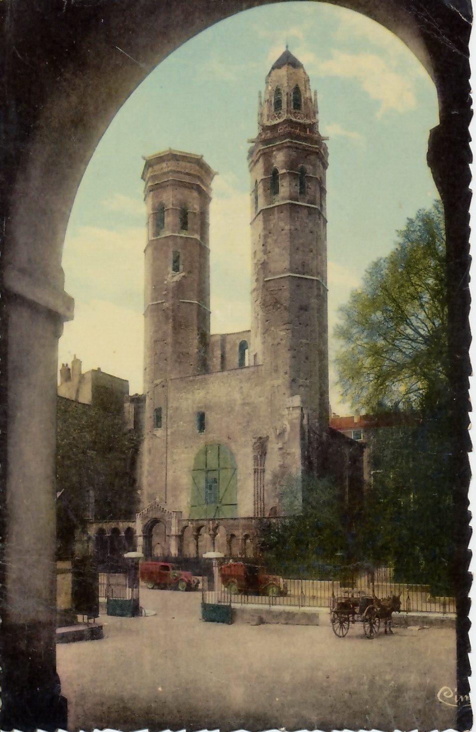 Mâcon. le vieux Saint-Vincent.