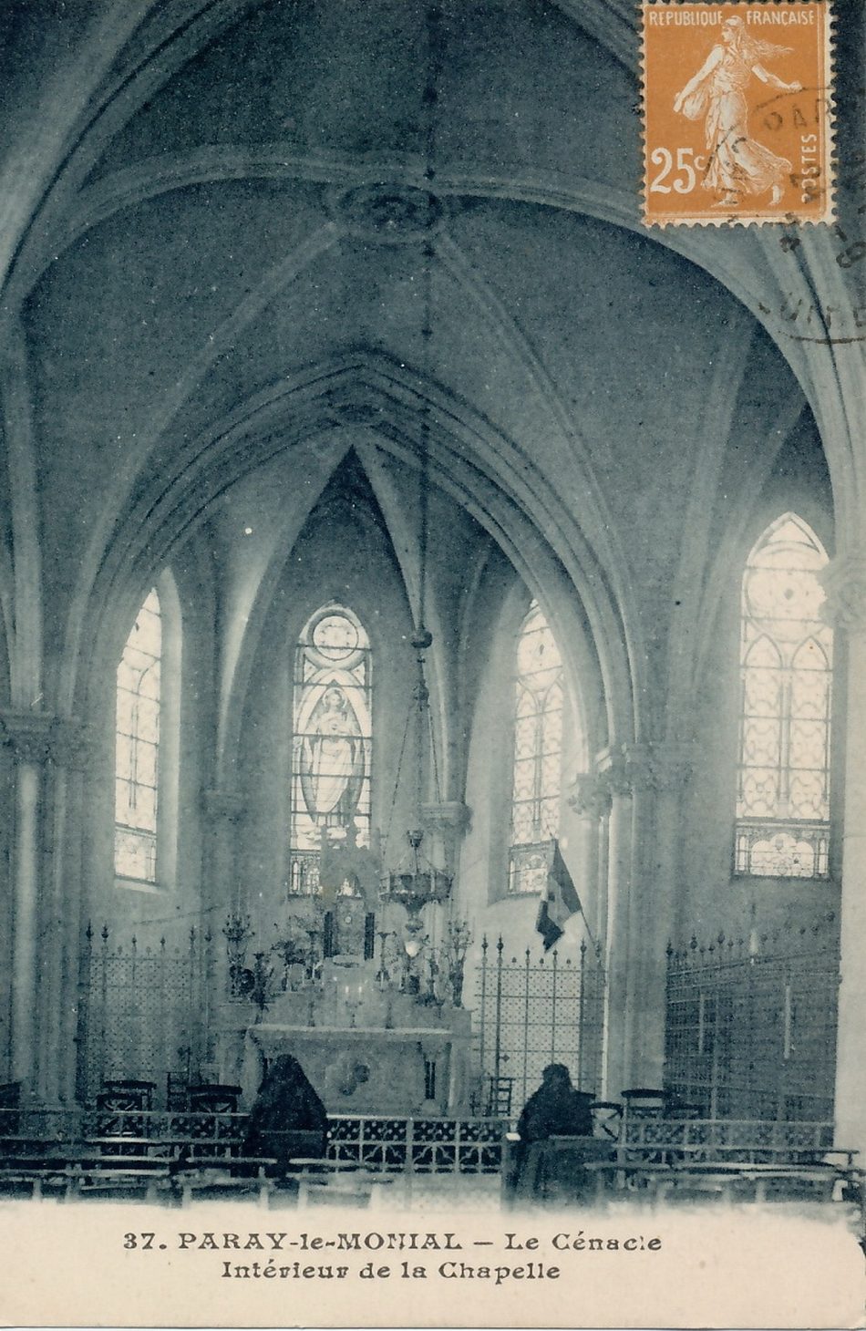 Paray-le-Monial.- Le cénacle, intérieur de la chapelle.