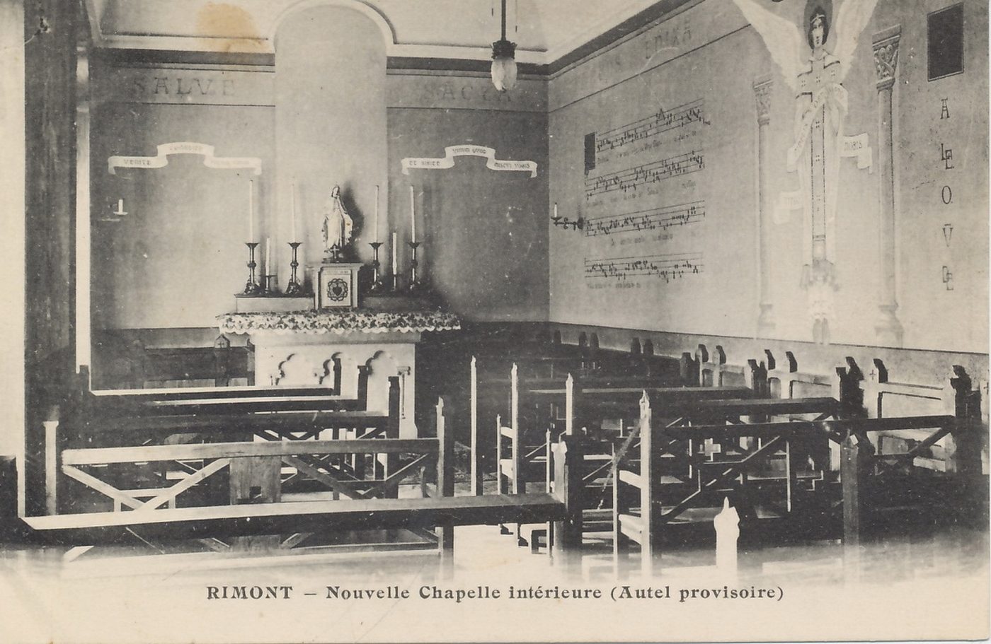 Rimont. Nouvelle chapelle intérieure (autel provisoire).