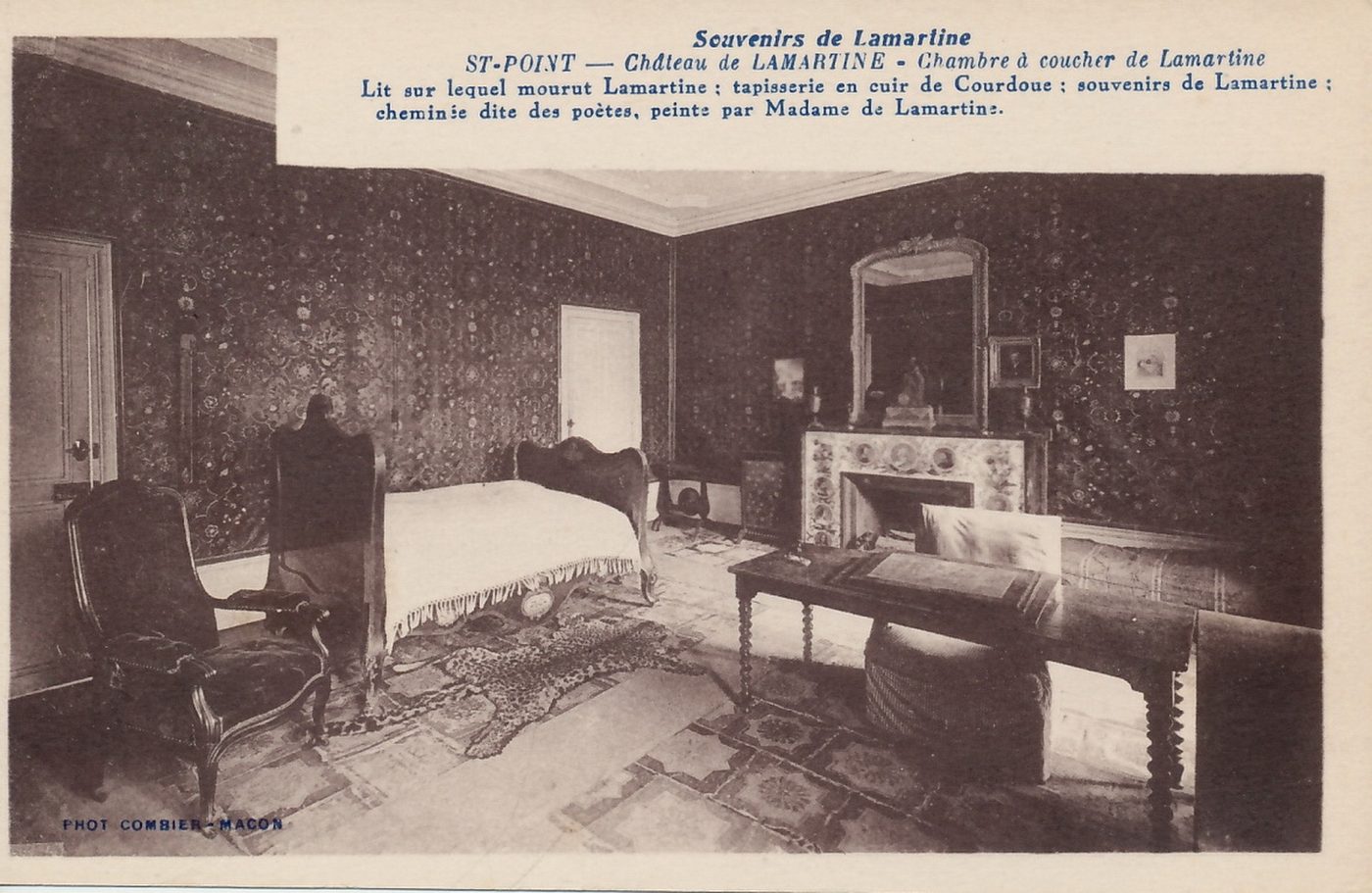 Saint-Point, château de Lamartine. Chambre à coucher.